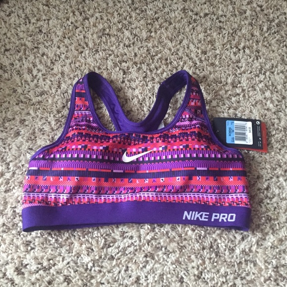 Nike pro sports bra NWT