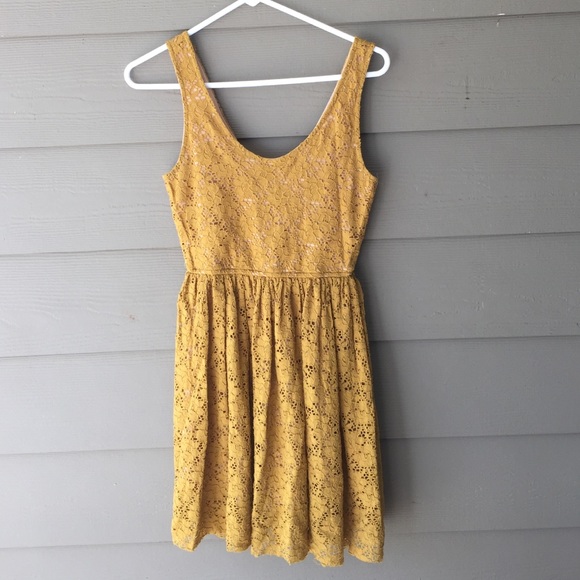 Lace Boutique Dress 😍