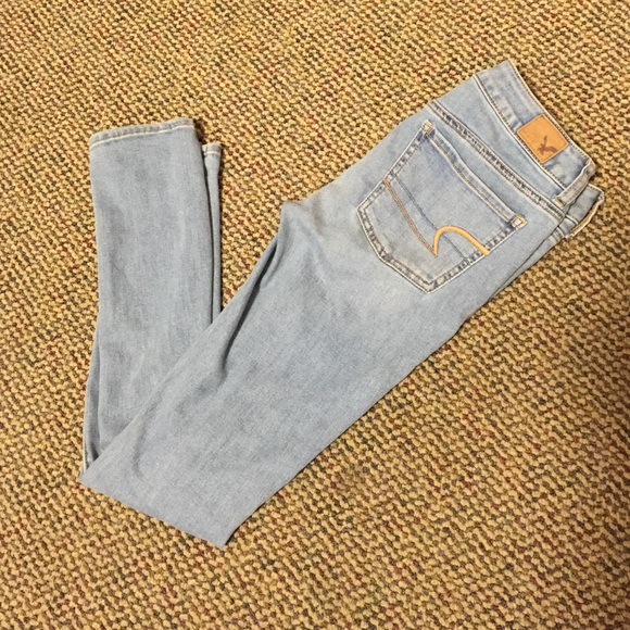 ❌SOLD❌NWOT American eagle jeans