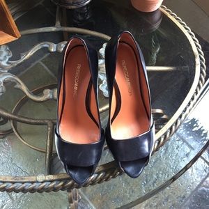 Rebecca Minkoff Elisavette Black Vaccheta 61/2M