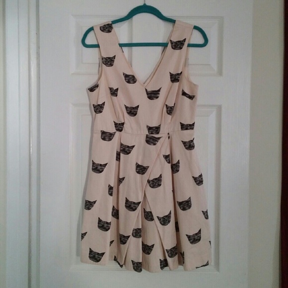 SOLD 🚫 Anthropologie Feline Karma Dress