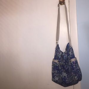 Really cute flower bag/ purse