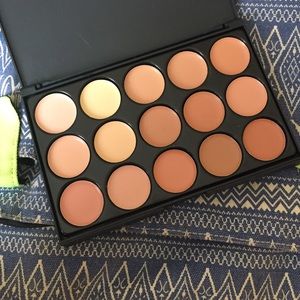 Contour pallet