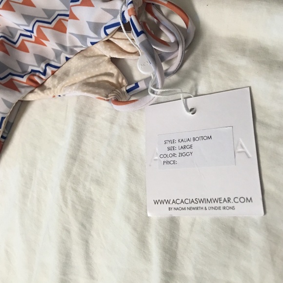 Acacia Bundle! Awapui Top & Kauai Bottom - Picture 3 of 3