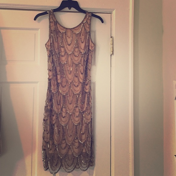 20's style dress. Flapper dress.