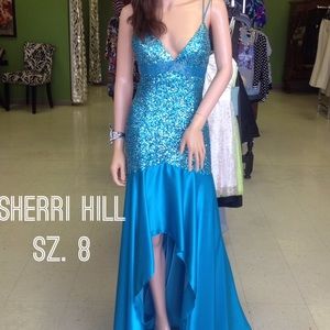 Sherri Hill sequined prom dress
