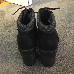 Worn once black lace up shoes with heels