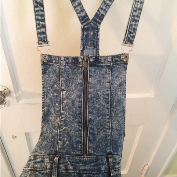 ChiQle denim overall shorts! - Picture 4 of 4
