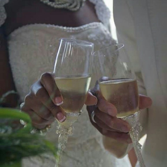 Wedding dress - Picture 4 of 4