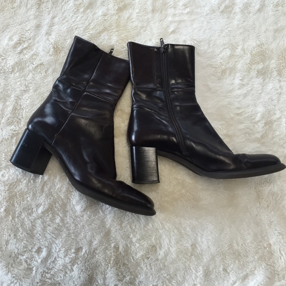 🎉SALE🎉Via Spiga. BROWN Boots