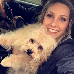 Meet your Posher, Justine