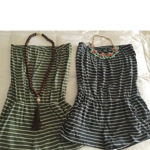 2x Rompers - Picture 2 of 4