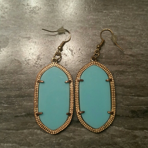 Aqua kendra scott lookalikes