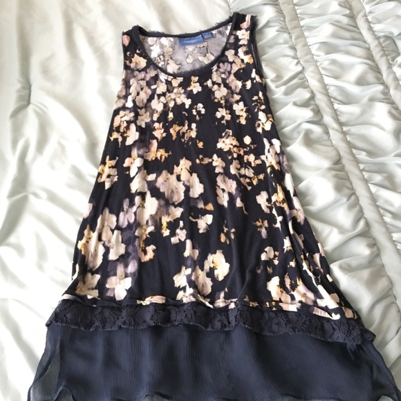 Simply Vera long flowy tank