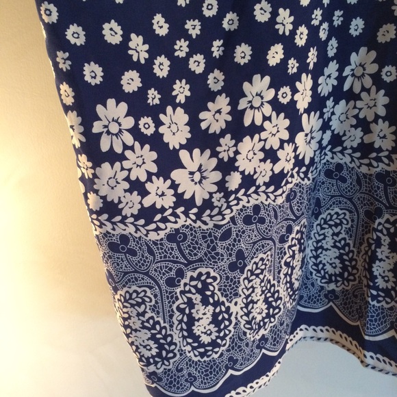 Flower and Paisley Print Kimono - Picture 3 of 4