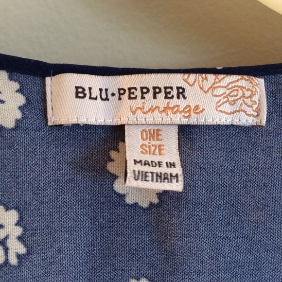 Flower and Paisley Print Kimono - Picture 4 of 4