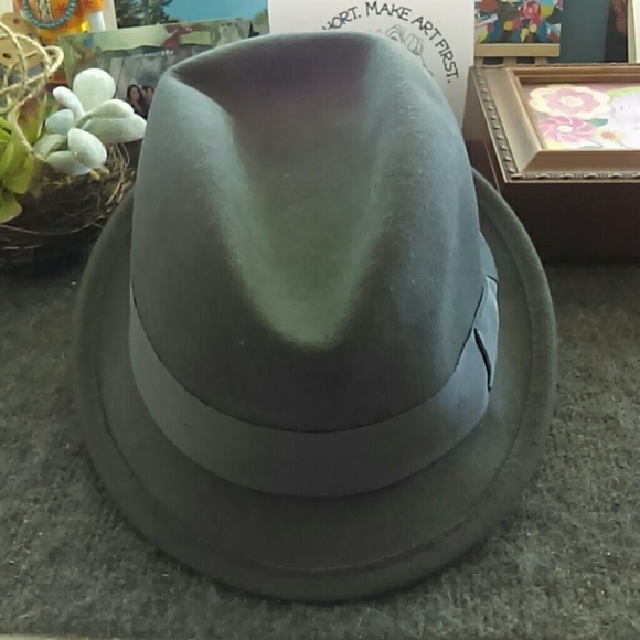 Gray fedora - Picture 2 of 3