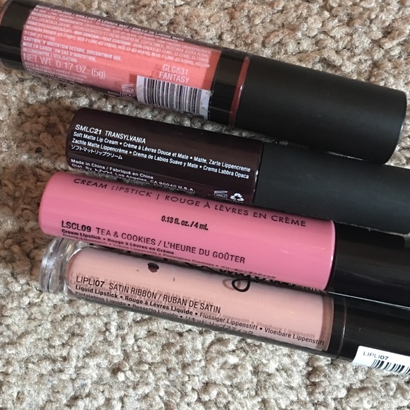 Sold! 💋 - Picture 4 of 4