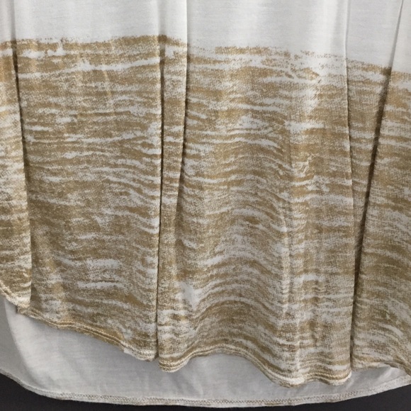 Top - Picture 3 of 4