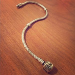 Pandora bracelet 7"