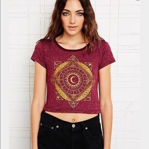 Burgundy astro cropped tee