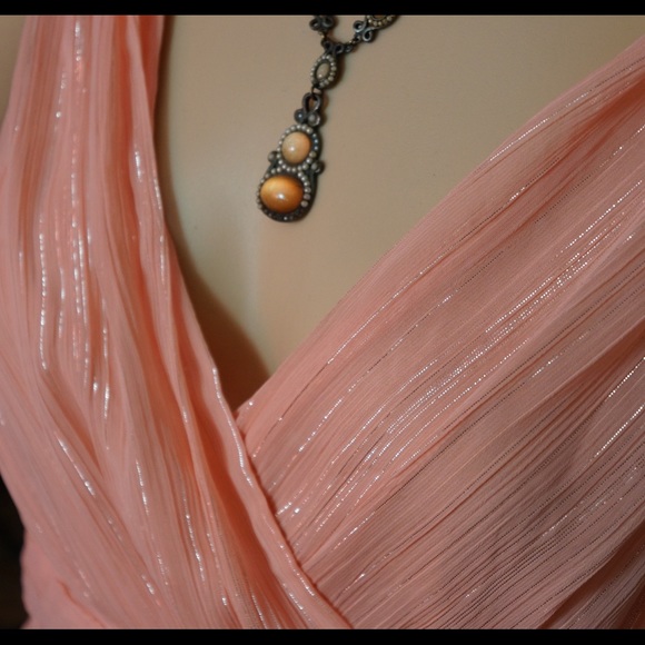 Essentials By Milano romantic peach/coral blouse - Picture 3 of 4