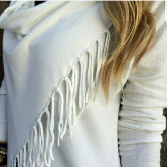 🆕 The Silverdust Tunic Top LAST ONE - Picture 2 of 4