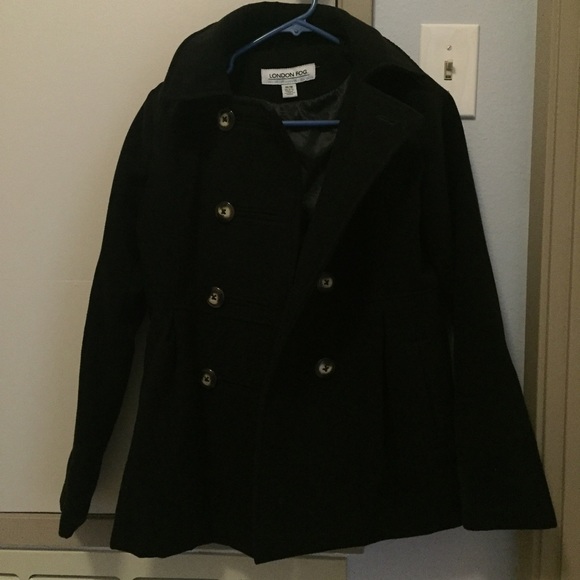 Thick hooded black coat