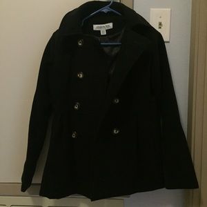 Thick hooded black coat