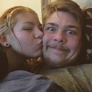 Meet your Posher, Myrtis