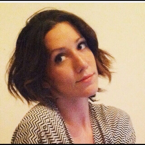 Meet Erin!! - Picture 2 of 3