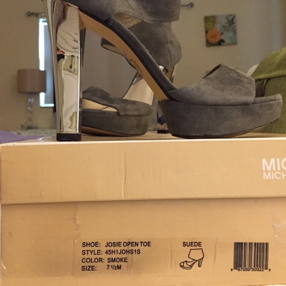 MICHAEL KORS - Picture 2 of 4