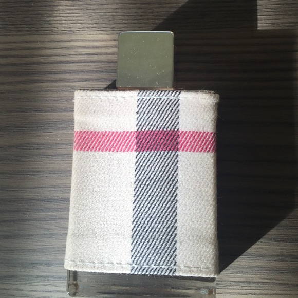 Burberry perfume