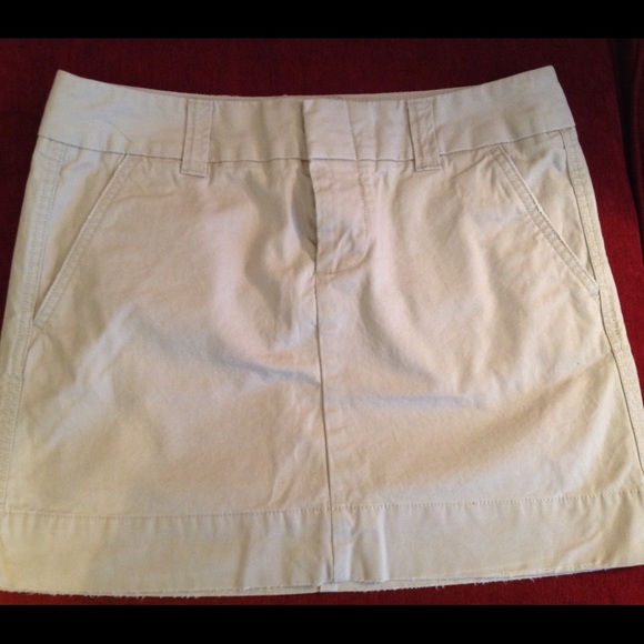 Khaki GAP Skirt, size 4