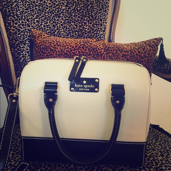 kate spade Handbags - Kate Spade Handbag.