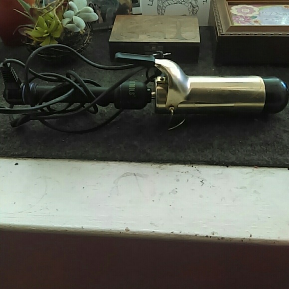 2 plus inch barrel hot tools curling iron