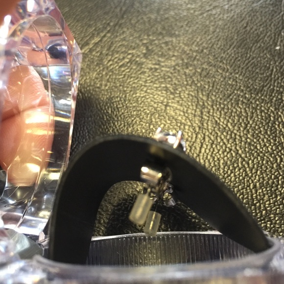 Stud earrings cubic zirconia - Picture 3 of 3