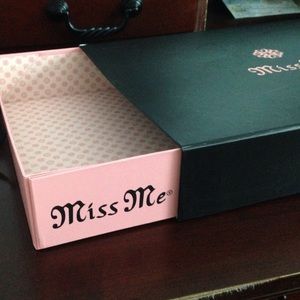 MissMe box