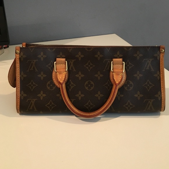 LOUIS VUITTON
Monogram Canvas Popincourt Bag
