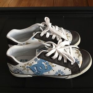 DC shoes