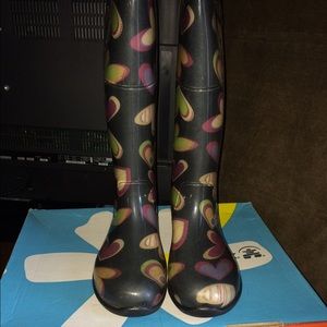 Kamik heart  rain boots