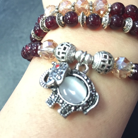 Elephant beaded wrap bracelet - Picture 4 of 4
