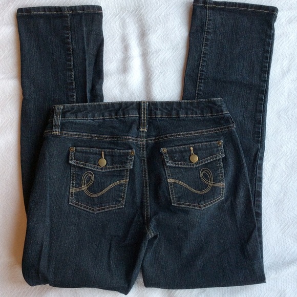 🎈Apt. 9 Straight Leg Jeans🎈 - Picture 2 of 5