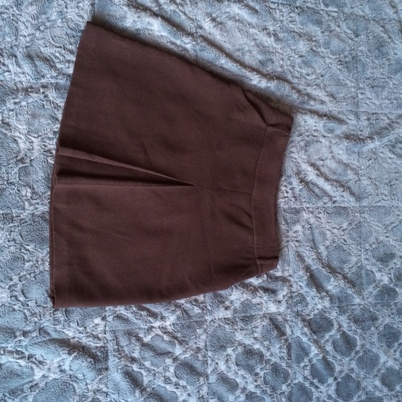 Pleated Skirt. - Picture 2 of 3