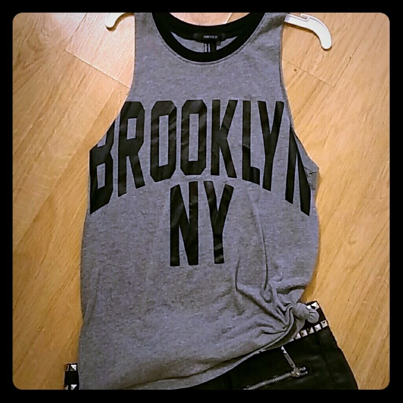 F21 muscle tee