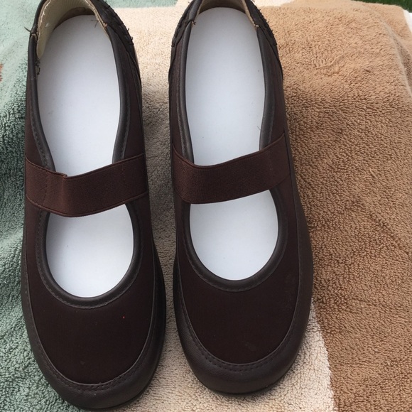unknown shoes 77 unknown shoes like new brown stretch top unknown shoes 77 unknown shoes like new brown stretch top