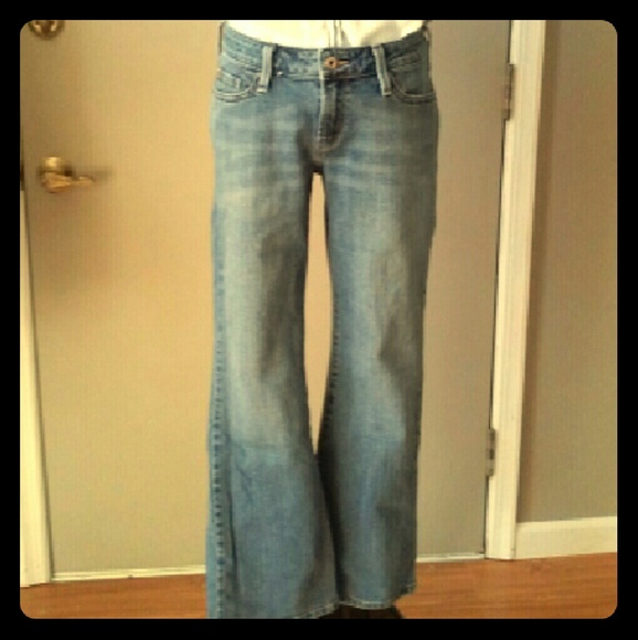 SOLD!! BOGO FREE Levi's Jeans