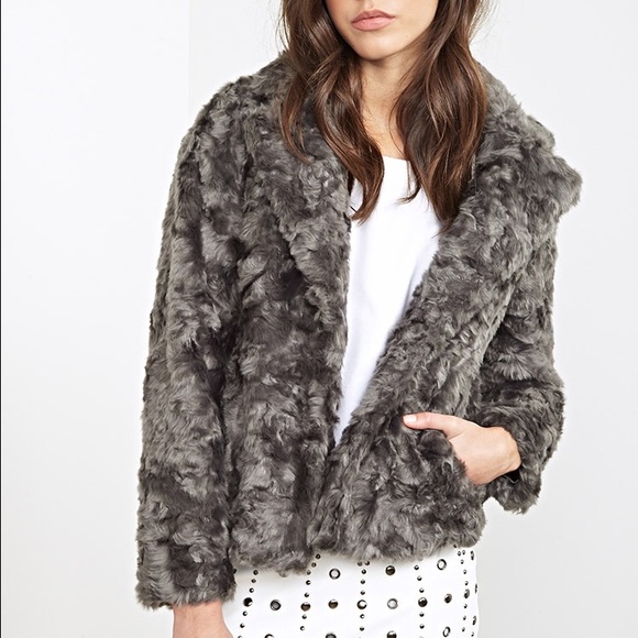 Boxy faux fur jacket