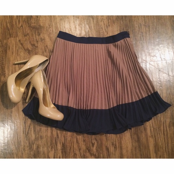 SOLD - Picture 2 of 4