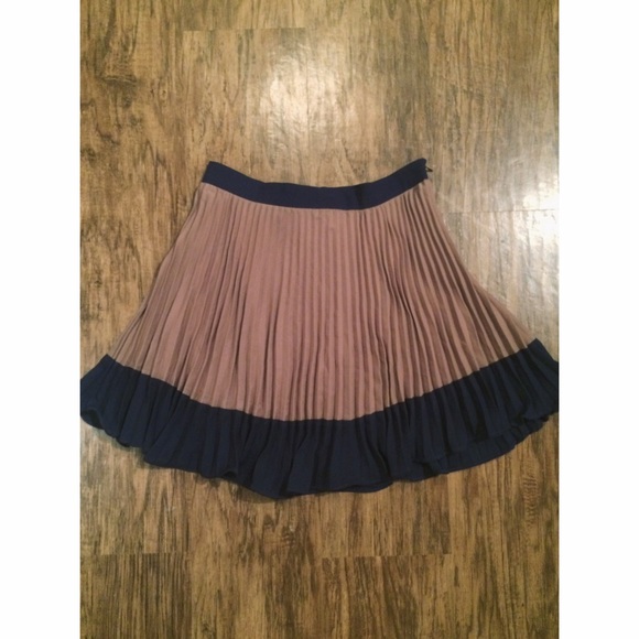 SOLD - Picture 4 of 4